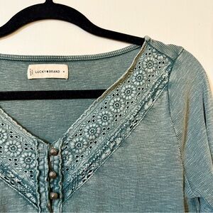 Lace trim ribbed top